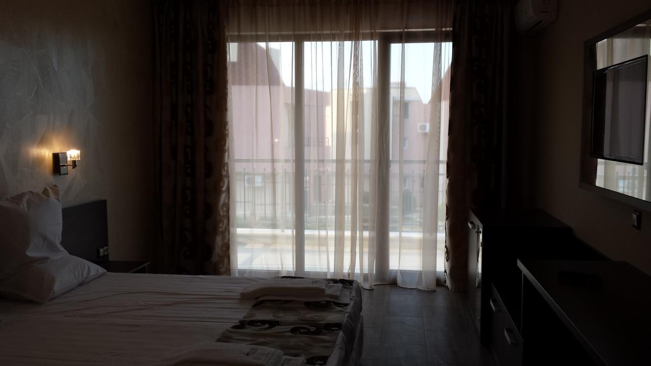 Taai Hotel Sozopol Exterior photo